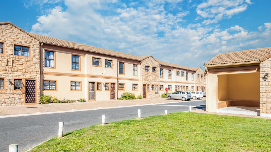 2 Bedroom Property for Sale in Parklands Western Cape